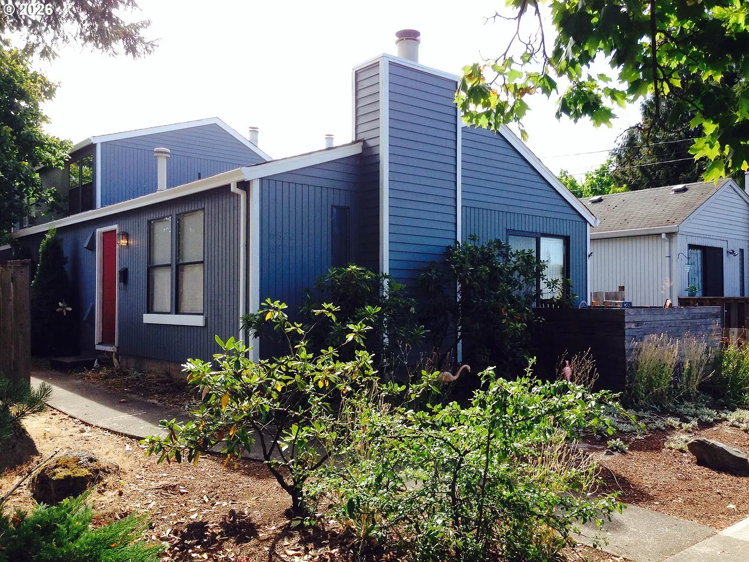 6822 SE Woodstock Blvd photo 1