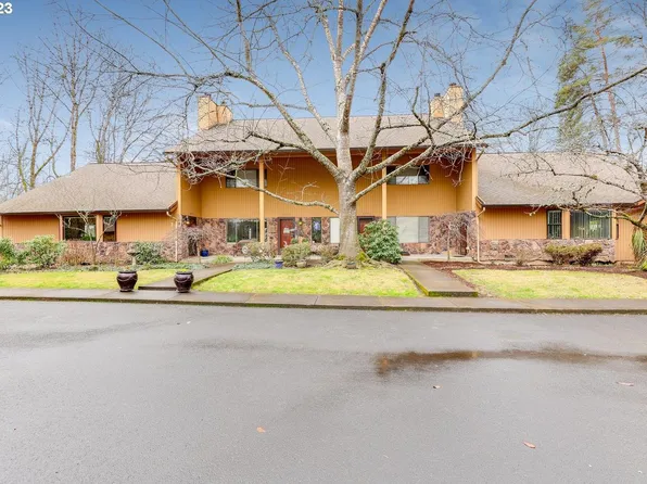 4947 SW Chestnut Pl, Beaverton, OR 97005