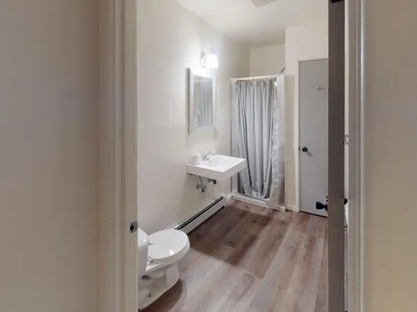 229 S Grove St #13, Hebron, ND 58638