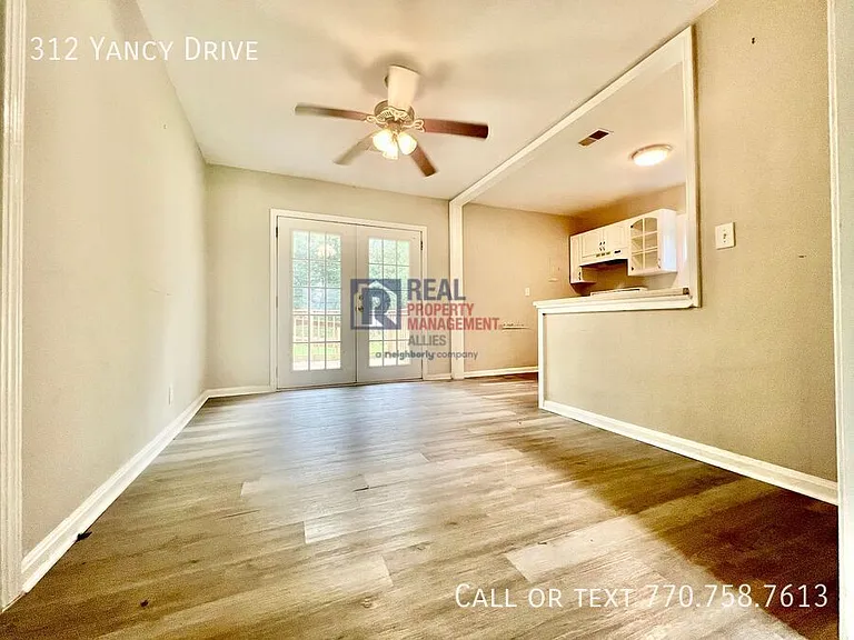 312 Yancy Dr SE — Photo 5