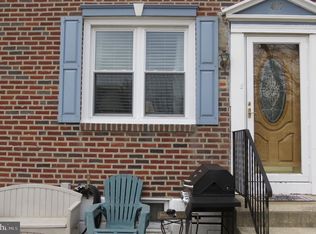 417 Pine St, Glenolden, PA 19036