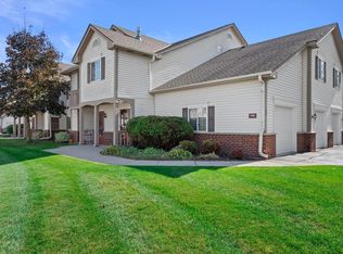 590 Pewaukee Rd UNIT A, Pewaukee, WI 53072