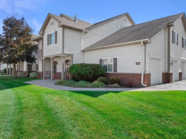 590 Pewaukee ROAD #A, Pewaukee, WI 53072