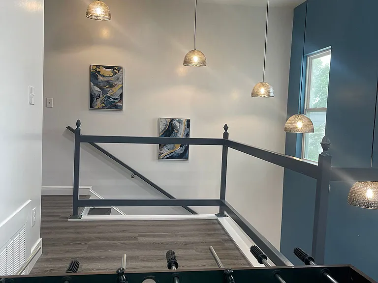 1043 Faxon Ave — Photo 11