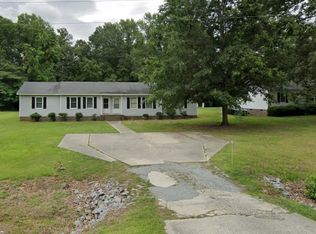 477 Huntingridge Rd #B, Greenville, NC 27834