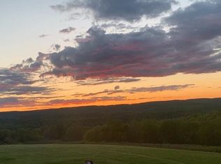 2 Miller Rd, Mill Run, PA 15464