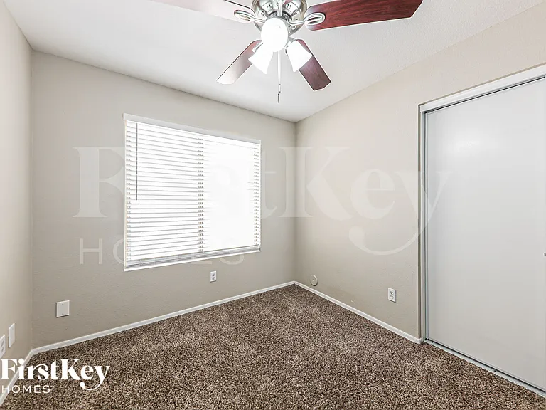 7225 W Blackhawk Dr — Photo 15