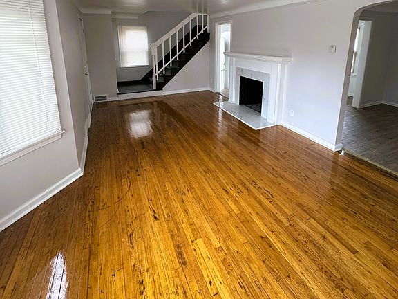 2 Front Room (2)_04172025
