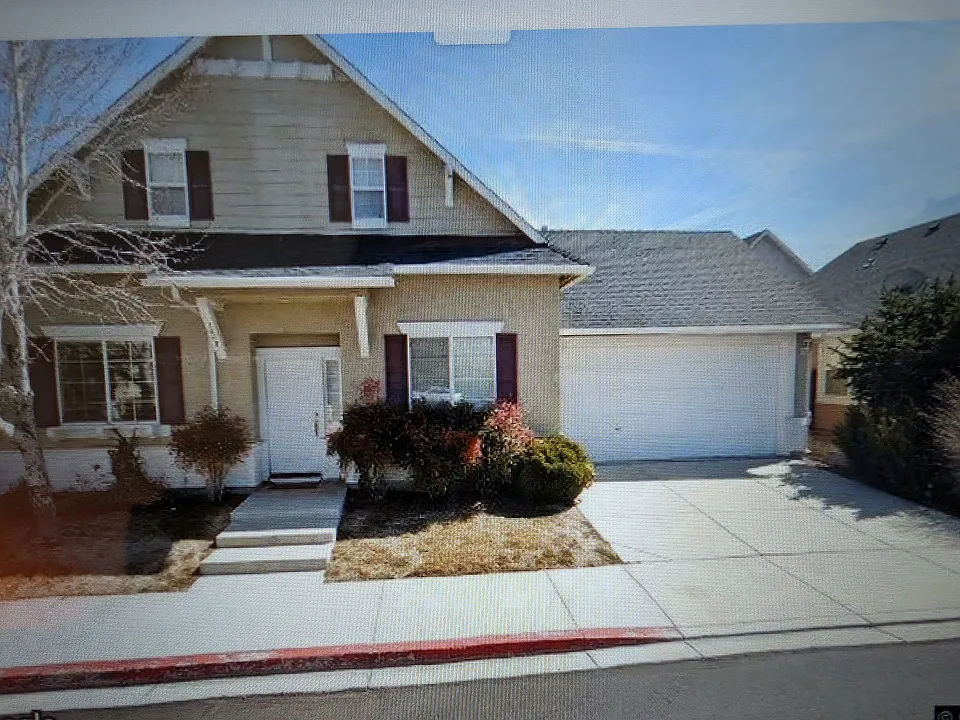 1661 W Minden Village Loop