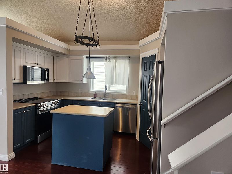 Edmonton House for rent - 4 Bedrooms — photo 5
