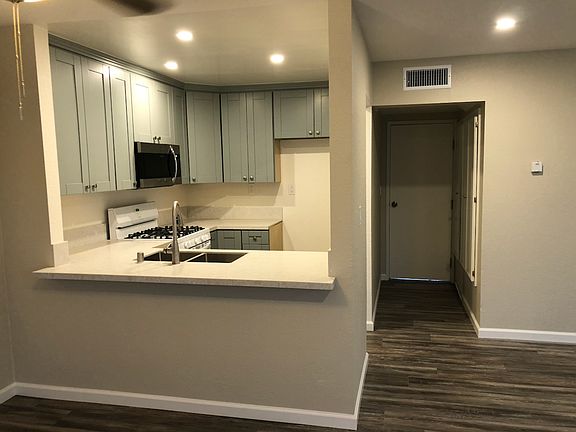 5th image of 2050 Cerrissa Ct Unit C