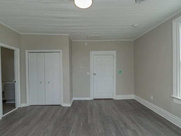 2158 Broad St #C — Photo 7