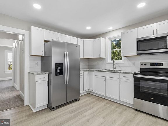 5th image of 33 Poplar Ln