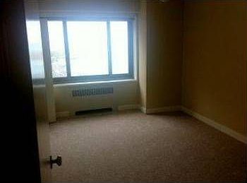4th image of 1360 N Lake Shore Dr APT 1402