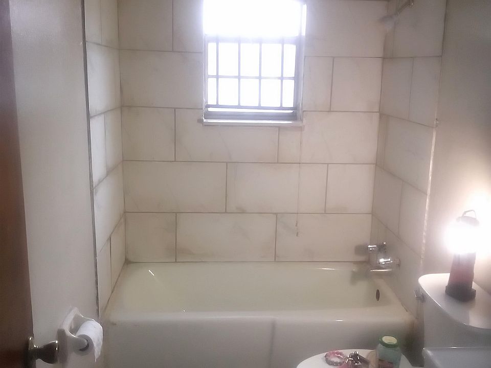 2nd image of 1319 Tunica St