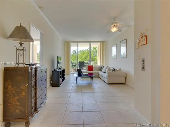 703 Crandon Blvd APT 304, Key Biscayne, FL 33149