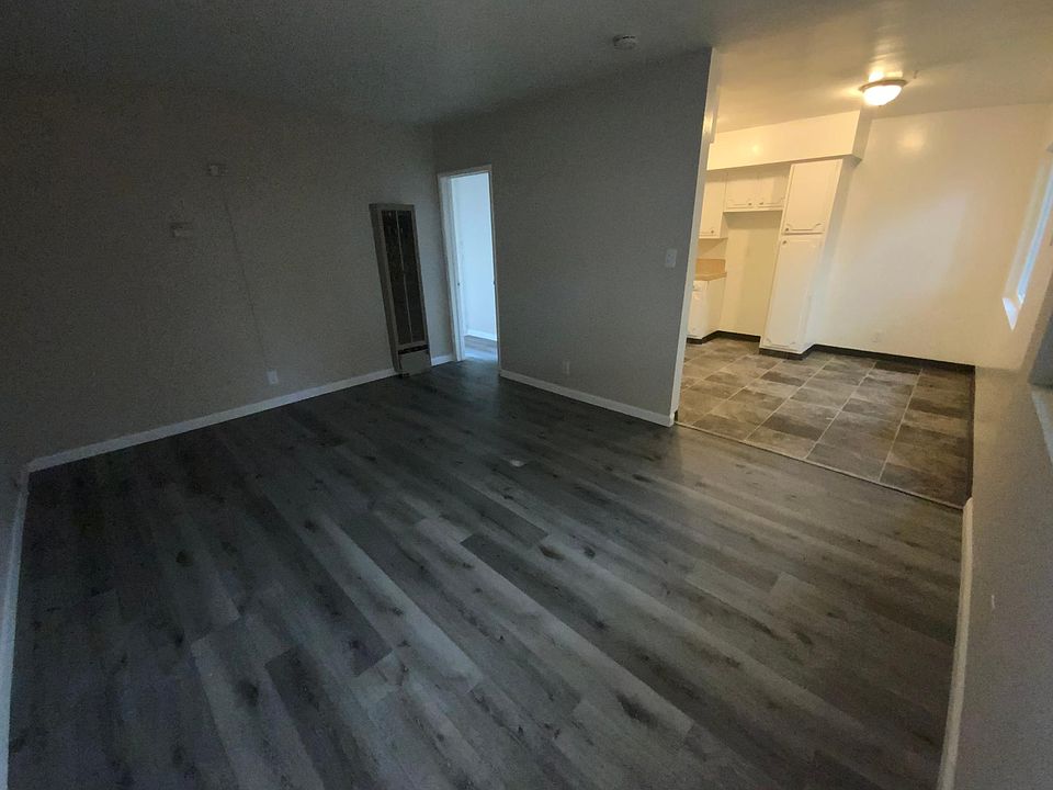 2nd image of 4632 E 59th Pl #15