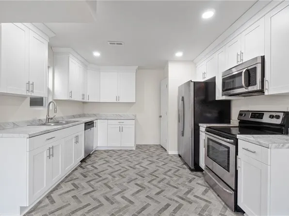 3106 Roanoke Ave, Newport News, VA 23607