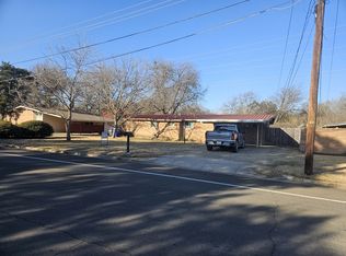 6201 Bishop Dr, Waco, TX 76710