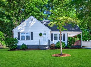 1118 N Woodleigh Cir, Reidsville, NC 27320