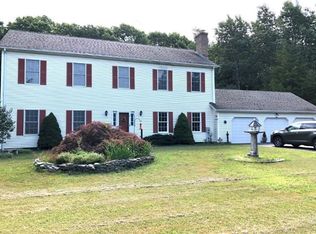 382 Cossaduck Hill Rd, North Stonington, CT 06359