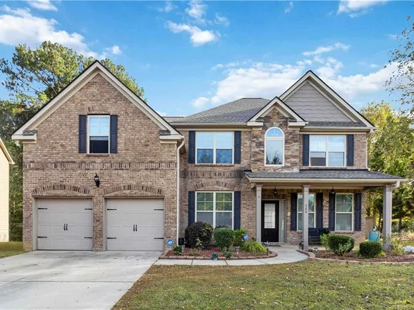 200 Birchwood Dr, Loganville, GA 30052