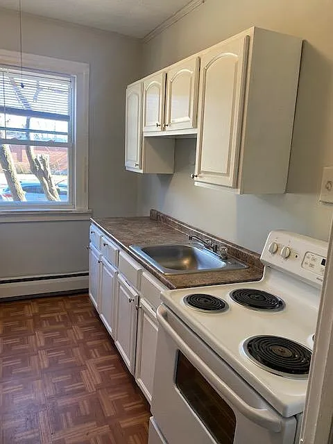 1 bed, 800 sqft, $1,195 — Photo 1
