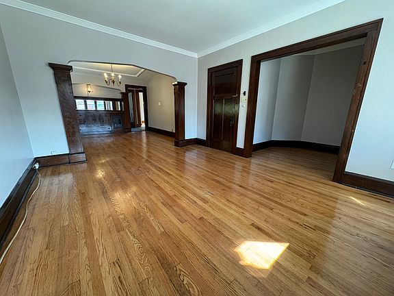 2nd image of 3026 W Greenfield Ave #2