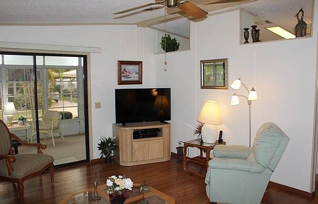 1st image of 74 Villa Ct