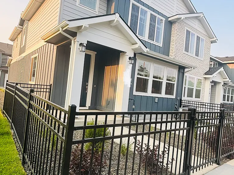 4189 W Steel Grey Ln — Photo 1