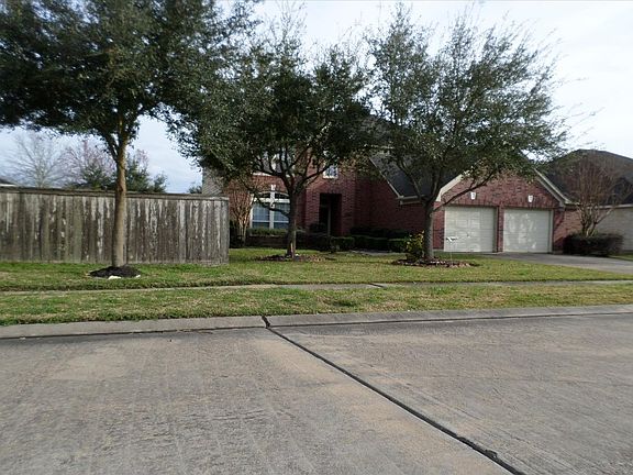2nd image of 2118 Madera Canyon Ln