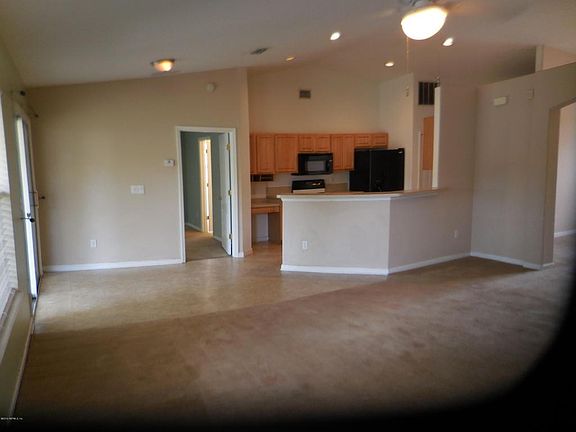 Great Room to Kitchen