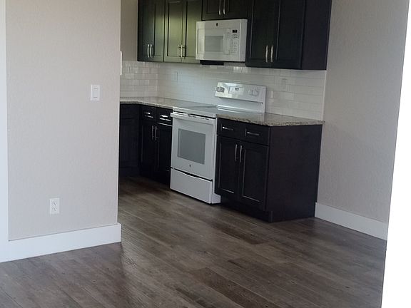 5th image of 1896 Ocean Shore Blvd #2