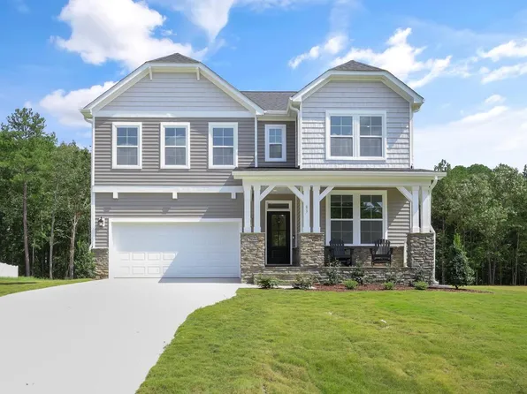83 Bluestone Dr, Lillington, NC 27546