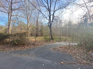 78 Eisenhower Rd, Ridgeway, VA 24148