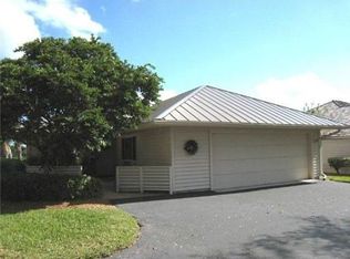 5273 SE Club Way, Stuart, FL 34997