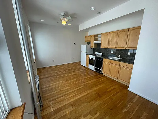 Rented by Best Apartments North Inc | media 10