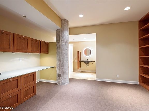 3rd image of 680 N Lake Shore Dr APT 1218B