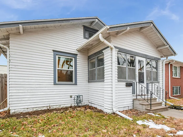 3343 Apple St — Photo 2