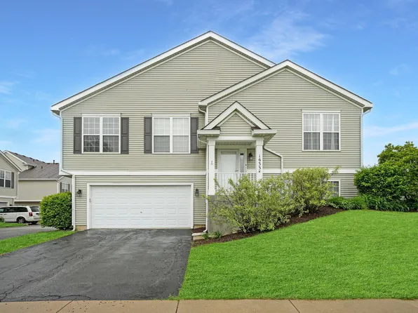 1633 Fieldstone Dr N #1633, Shorewood, IL 60404