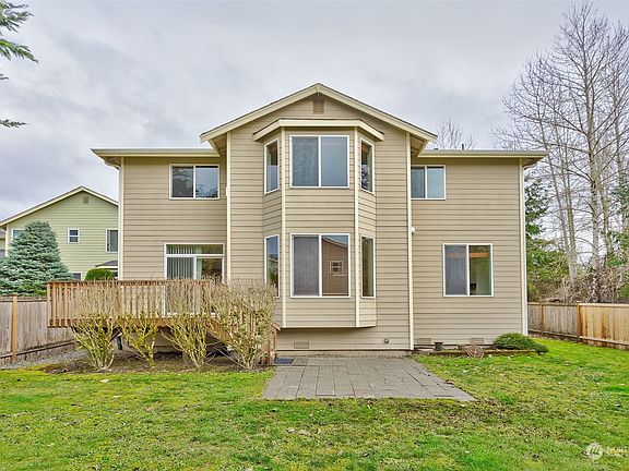 3rd image of 3214 79th Avenue NE