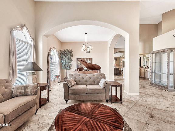5th image of 25043 S HOLLYGREEN Drive