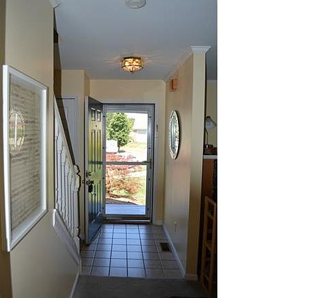 3rd image of 1331 Oaklawn Dr