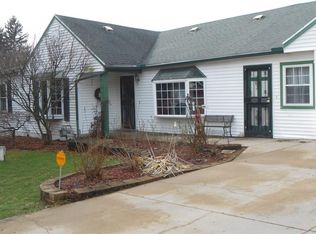 661 Chick Ln, Springfield, OH 45505