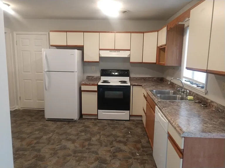 117 Lakewood Dr — Photo 11