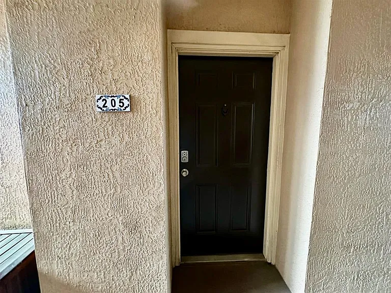 5518 Metrowest Blvd #11-205 — Photo 11