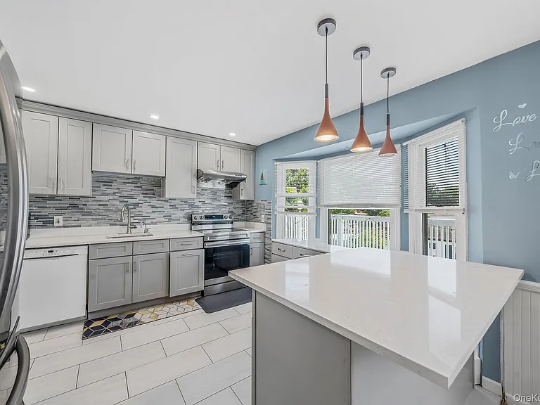 309 Sunrise Dr — Photo 18
