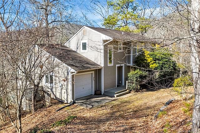 1st image of 339 Lookout Dr