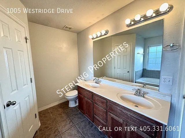 1005 Westridge Dr — Photo 26
