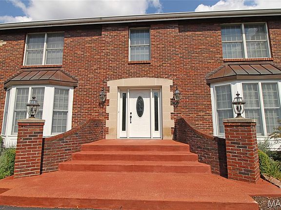 2nd image of 100 Worthington Oaks Dr